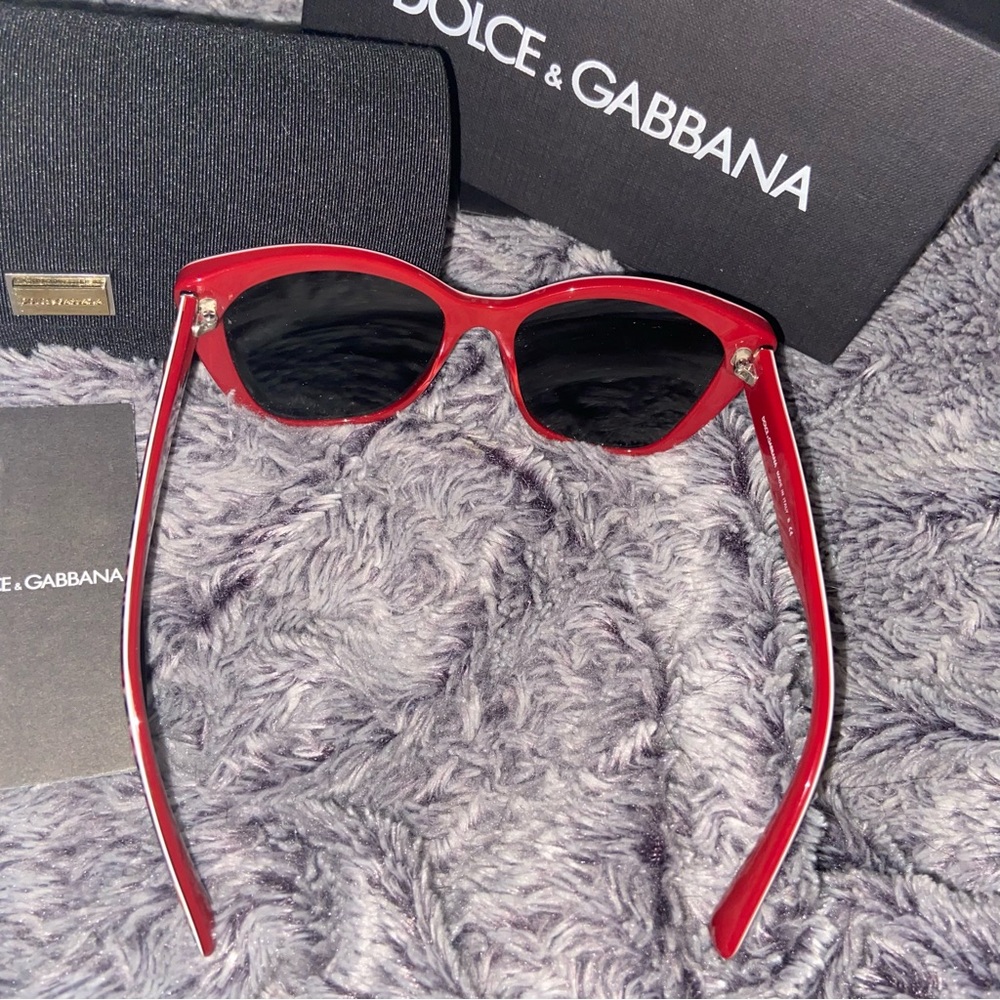 Dolce & Gabbana Red and Black Sunglasses Floral Design - Picture 5 of 8